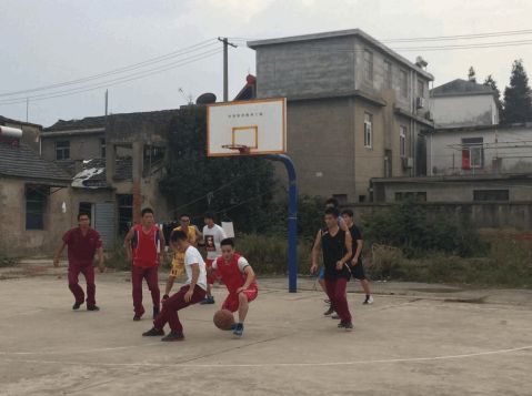 卢龙县职工篮球联赛激情开赛
